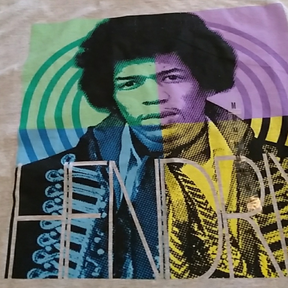 Hendrix size medium t shirt.
